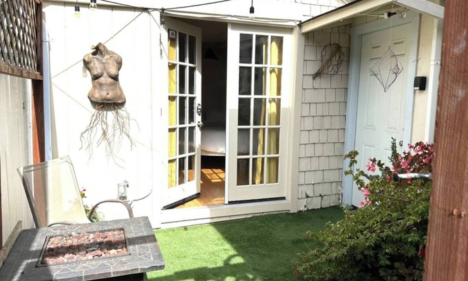 Dimond Apartment | Sol & Luna Garden Getaway