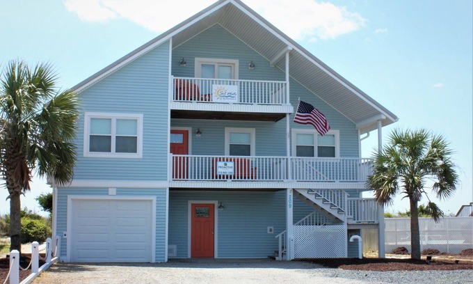 Holden Beach House | "Sol Mate" - Oceanfront Home, 5 Bedrooms/4.5 Bathrooms