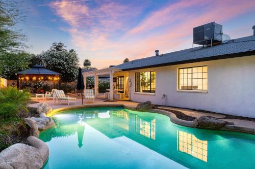 La Paz At Desert Springs House | Sol Vista Private Oasis w Pool Putting Green and Prime Location
