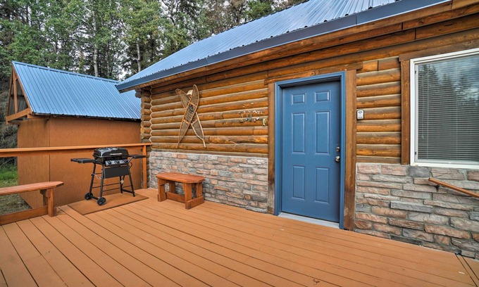 Kalifornsky Cabin | Soldotna Cabin w/Essentials- 4 Mi to Fishing