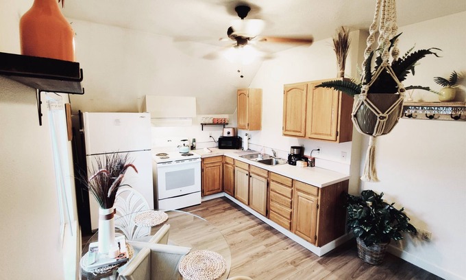 Central Area Apartment | Soleil Salem- extended stays, free laundry, garden
