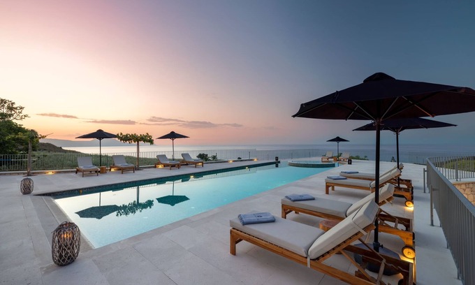 Filaki Villa | Solitude, Chromatic Sunsets and Superior Sea Views