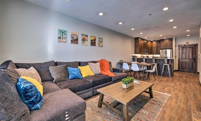Salt Lake Mountain Resorts Apartment | Solitude Mountain Slopeside Ski Condo with Hot Tub!