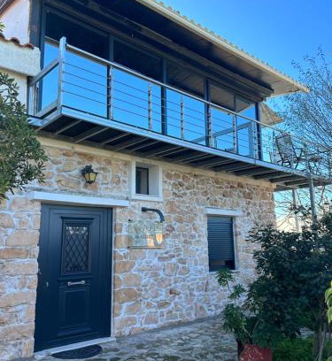 Aegina Town Apartment | SolMar Aegina with private pool - jacuzzi