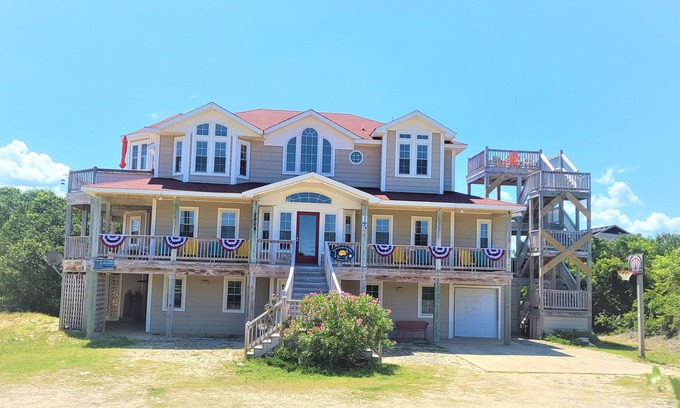 Carova Beach House | Solstice by the Sea. Pool, Hot tubTheatre Sauna Volleyball Air hockey 4x4 bch