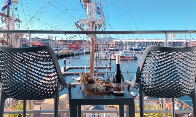 Sullivan's Cove Apartment | Somerset on The Pier Hobart
