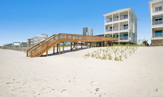 Ono Island House | Somewhere in Sand 1- Luxury Gulf Front, Pool