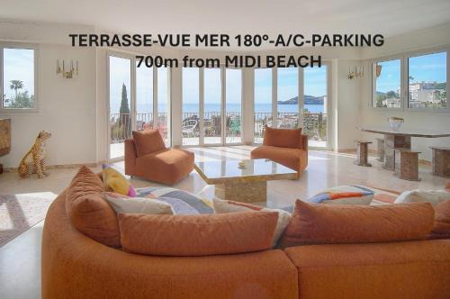 La Croix des Gardes Apartment | somptueux 4 pieces vue mer et parking A3B132