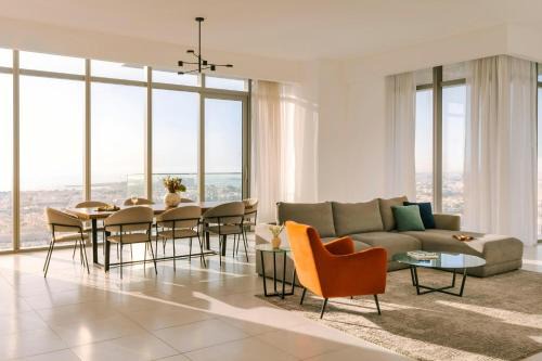 Sheikh Zayed Road Apartment | Sonder by Marriott Bonvoy Downtown Towers Apartments