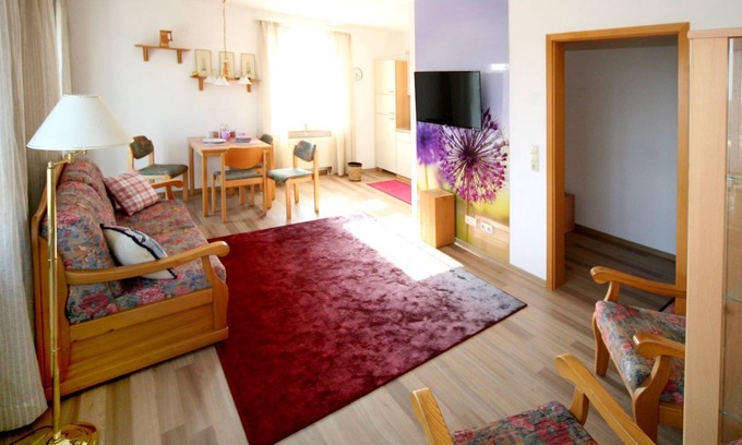 Bad Steben Apartment | "Sonne" apartment with walk-in Franconian Forest shower
