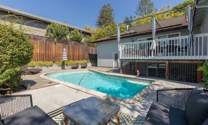 Santa Rosa House | Sonoma Green House-Pool-Close to Winery-Peaceful