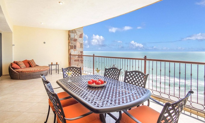 Bella Vista Condo | Sonoran Sky 1402 Living The Good Life Modern Oceanfront Condo