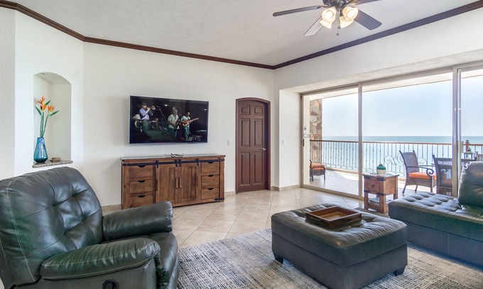 Puerto Penasco Condo | Sonoran Sky Resort 1103 Island In The Sky Charming Oceanfront