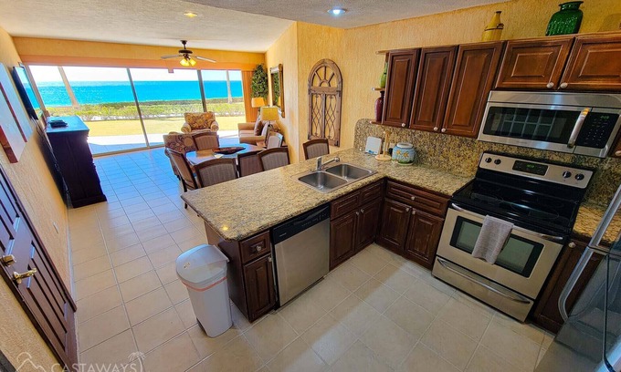 Puerto Penasco Condo | Sonoran Spa E103 - 2 BR Next to the Pool, High Speed Wi-Fi - Beachfront Ground Floor Luxury Condo
