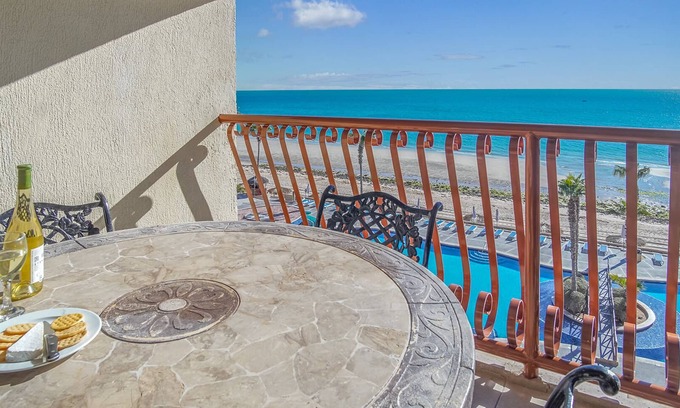 Sandy Beach Condo | Sonoran Sun W-510 Sunny Charmed Life Adorable Oceanfront Condo
