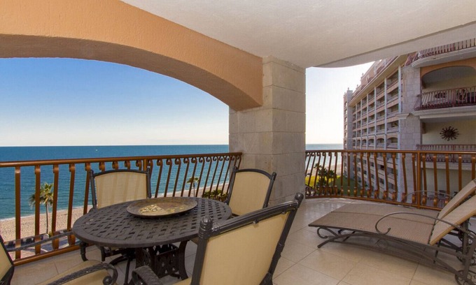 La Choya Condo | SonoranSun 1BR E514-Free Upgrade to WrapAround Balcony