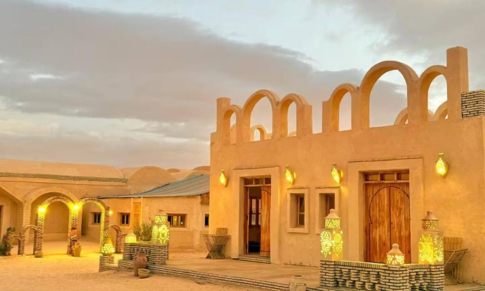 El Faouar Bed & Breakfast | Soothing bed & breakfast with WiFi in Es Sabria