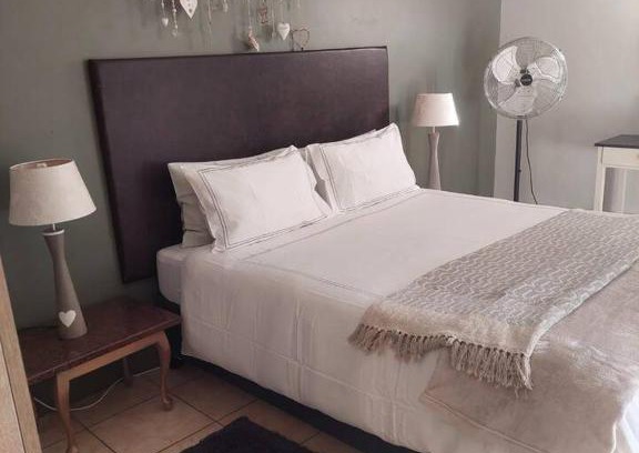 Strand Apartment | Sophia’s Cottage