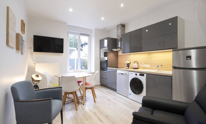 Vittel Apartment | Sophie M: Elegant apartment on the ground floor