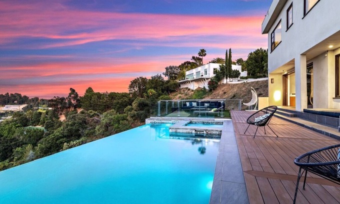 The Flats Villa | Sophisticated Bel Air Modern Villa