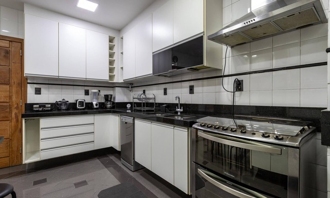 Zona Sul Apartment | Sophisticated ideal for families in Botafogo | PB202B