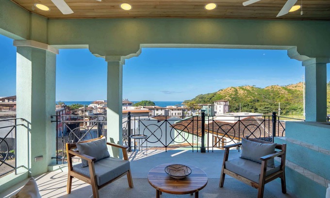 Las Catalinas House | Sophisticated Modern Home w/Ocean Views, Gorgeous Master Suites & Private Jacuz