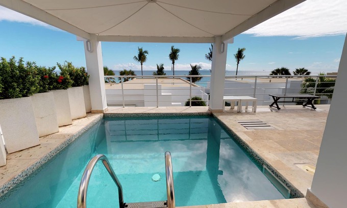 Oyster Pond Villa | ☀️⛱️Sorrento - Luxury 2 Bedroom Villa with Resort Amenities