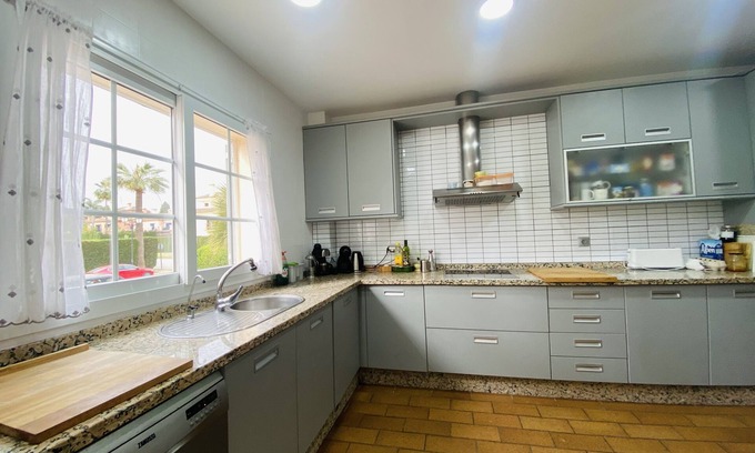 Sotogrande Villa | Sotogrande Costa with swimming pools, vacation rental for a fortnight or full month.