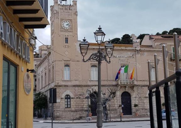 Licata House | Sotto L'Orologio