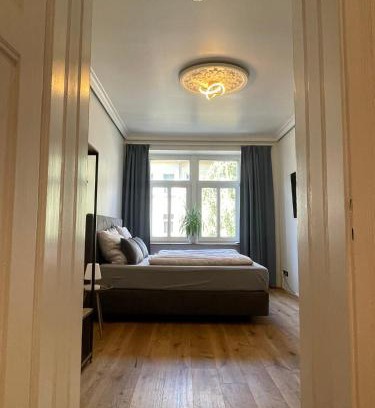 Neulindenau Apartment | Soul-Apartment Balkon PrivatParkplatz 2 Boxspringbetten 55Zoll TV WLAN