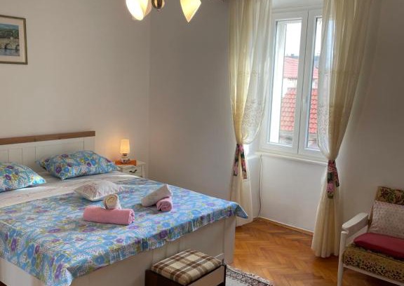 Split Apartment | Soul Apartment in Center
