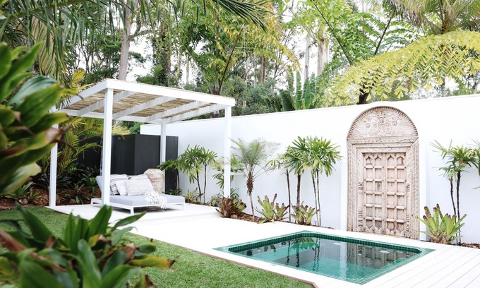 Alexandra Headland House | Soul Beach House - Lux Beach + Pool Getaway