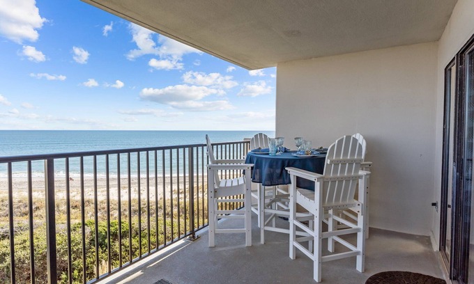 Emerald Isle Condo | Sound of the Sea 303W - 1BR Ocean Front - Just Renovated!