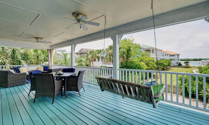 South End House | Sound & Sea - Beautiful home on the South end of Wrightsville