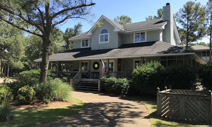 Corolla Light House | Soundside Corolla Light - Professionally Decorated, Wrap-Around Porch, Hot Tub