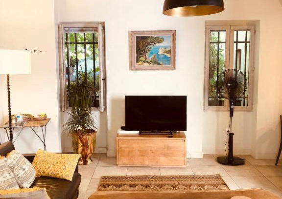 Quartier du Panier Apartment | Sous le Clocher