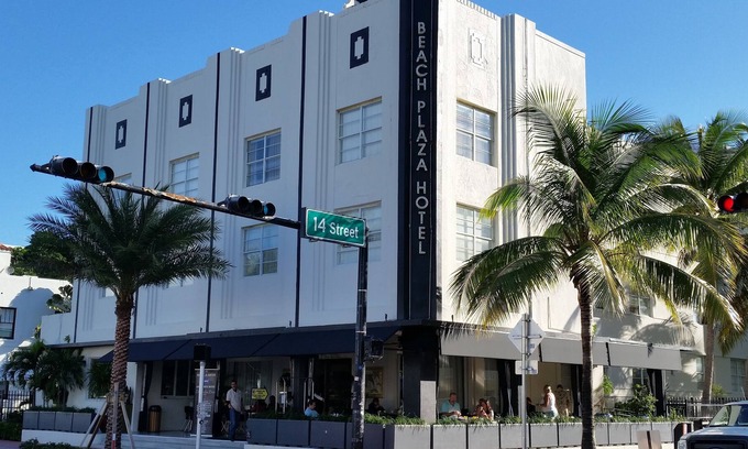 South Beach Hotel | South Beach Plaza Hotel
