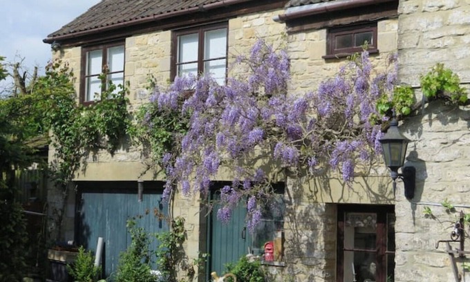 Malmesbury Apartment | South Cotswolds - Rural Retreat