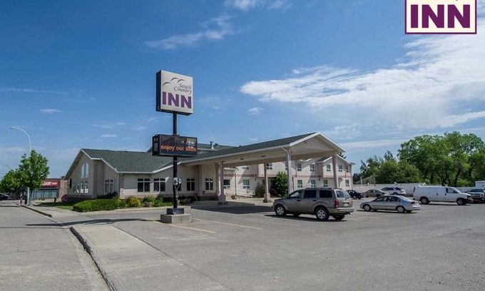 Cardston Hotel | South Country Inn