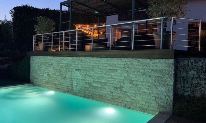 La Londe-les-Maures Villa | South-facing villa with swimming pool in the Valcros area