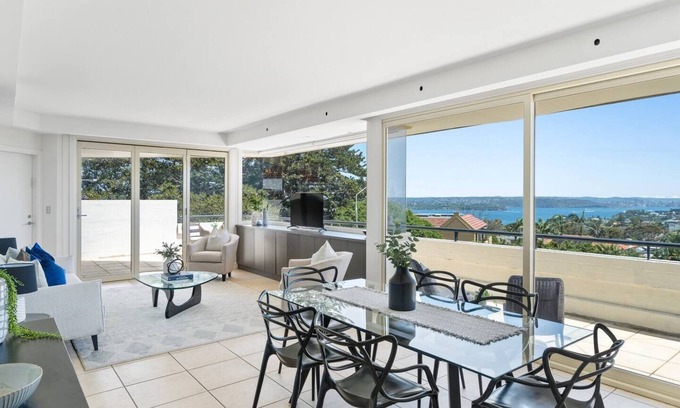 Vaucluse Apartment | South Head - Premier Penthouse with amazing views of Harbour Bridge, City Skyline and Sydney Harbour
