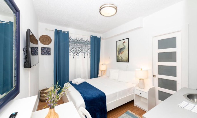 South of Fifth Apartment | South of Fifth Ocean Drive Apt