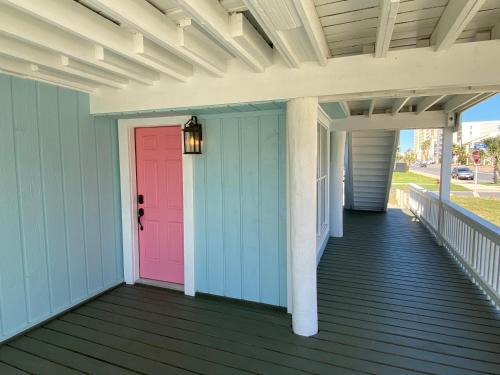 South Padre Island House | South Padre Island Beach House Retreat Downstairs