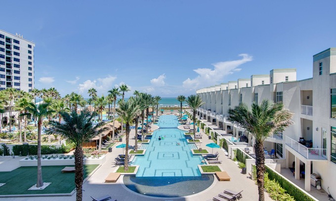 South Padre Island Condo | South Padre Island Condo - Walk to the Beach!