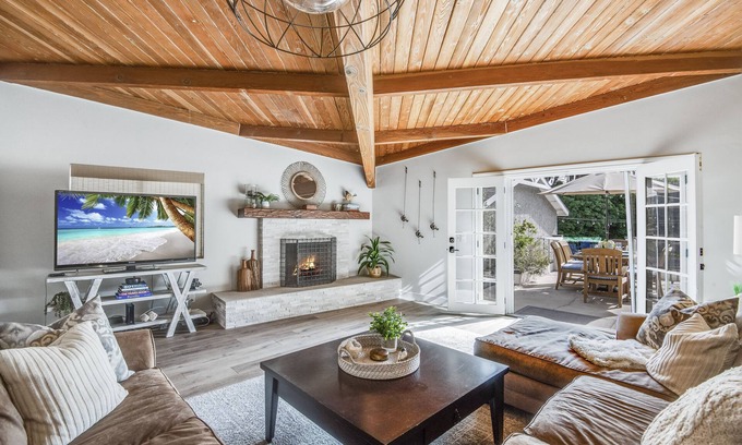 South Redondo House | South Redondo Beach Home with amazing heated pool!
