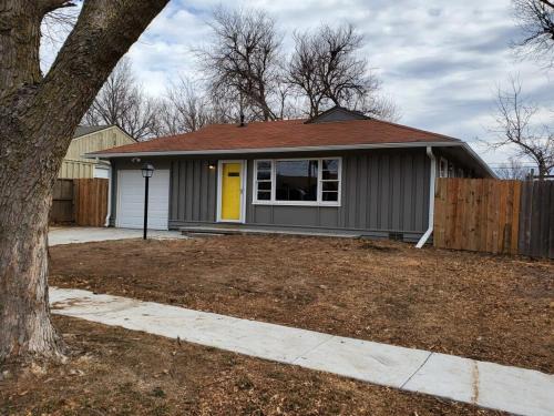 Wichita House | South Side Chic 3Br 1Ba 10mn to McConnell Spirit