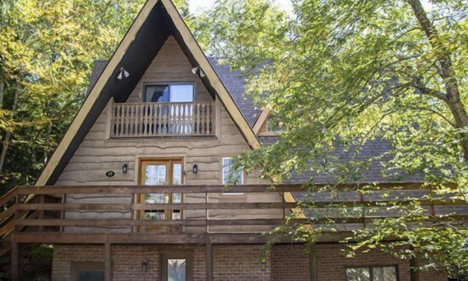 Snowshoe House | South Westridge Road 44 - Spectacular 4 Br Home Walk To Shay's Revenge