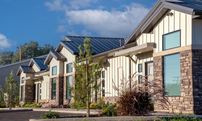 Hildale Hotel | South Zion Inn and Suites