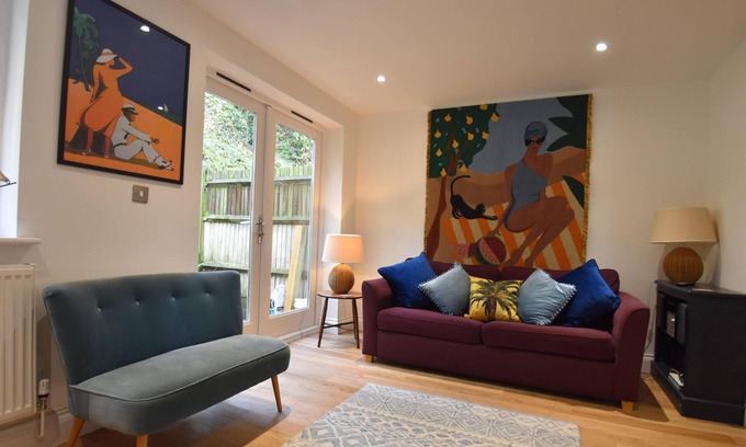 Rye Cottage | Southbank family-friendly holiday cottage in Rye, close to the centre