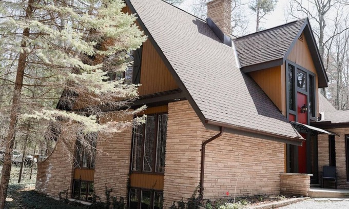 Grand Bend Cottage | Southcott Pines Cottage Getaway